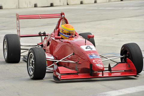 USF200 Driven by Wayne Boyd in Action