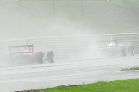 Atlantic Cars Kicking Up Spray During Qualifying