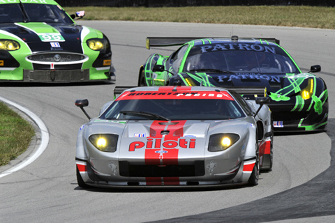 Doran Ford GT Driven by Andrea Robertson and Melanie Snow in Action