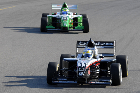 Richard Kent Holds Off Conor Daly