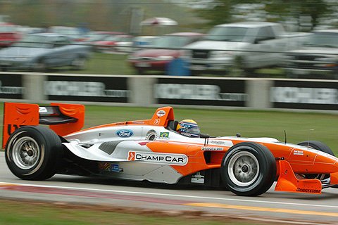 Right Side View of Panoz DP01 in Action
