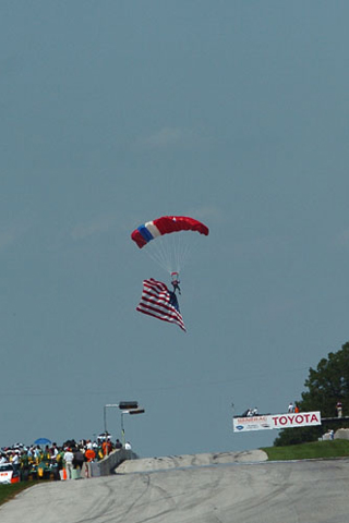 Parachutist w/American Flag